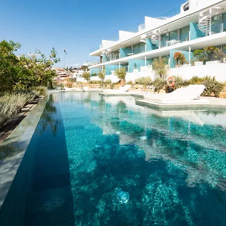 Mara's Higueron - Azzurro Med Two Collection - Seaviews Fuengirola