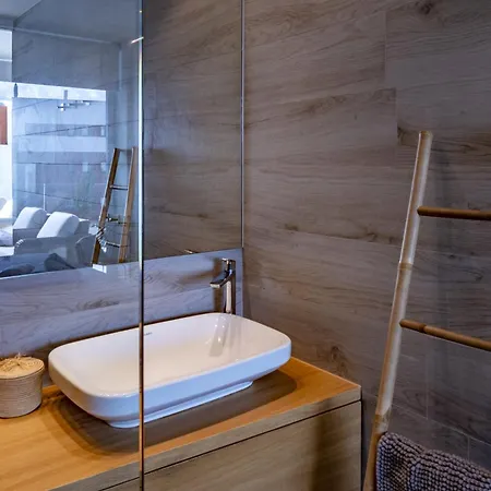 公寓 Mara's Higueron - Azzurro Med Two Collection - Seaviews *