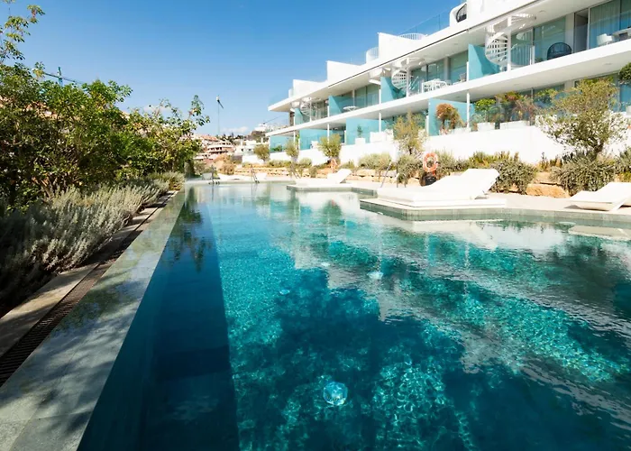 Mara's Higuerón - Azzurro Med Two Collection - Seaviews Fuengirola