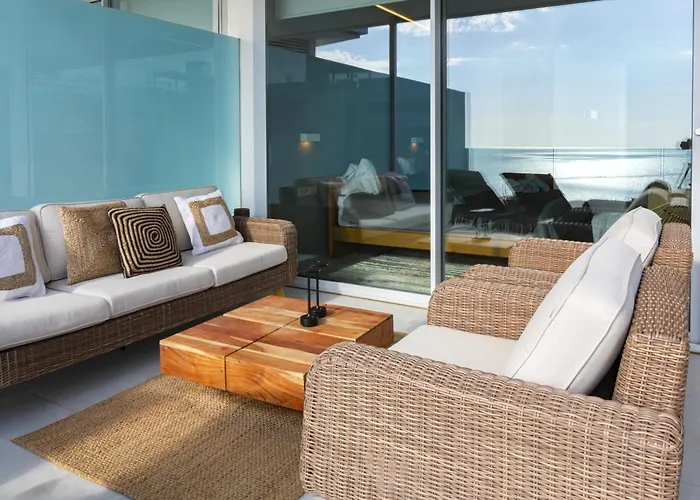 Mara's Higuerón - Azzurro Med Two Collection - Seaviews